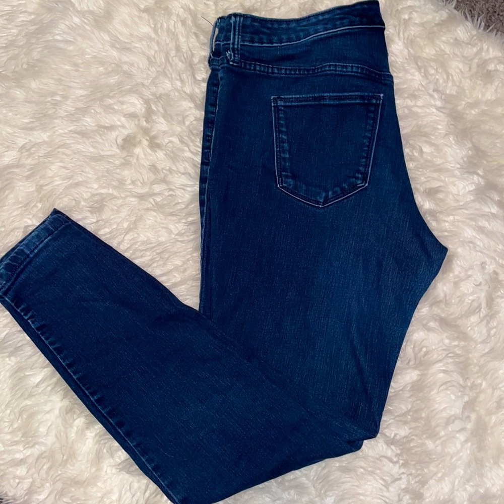 3/$25 Universal thread skinny jeans